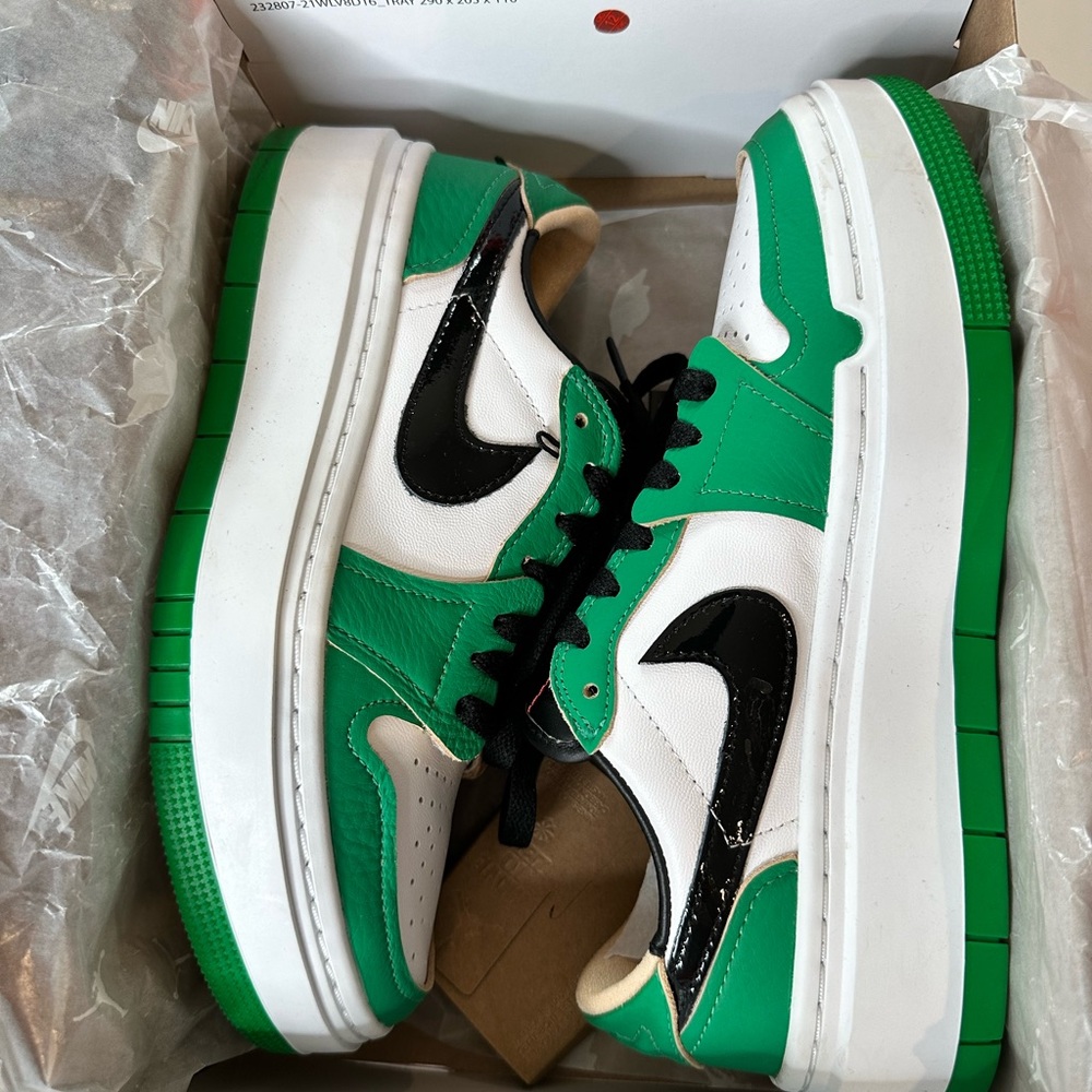 Women’s air Jordan 1 platform lucky green